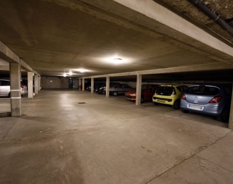 Miniture garage